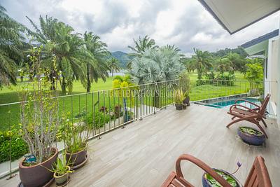 KAT5513: Luxury 4 Bedroom Villa in Kathu. Photo #32