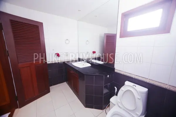 KAM5519: Spacious 3 Bedrooms House in Walking Distance to Kamala beach. Photo #11