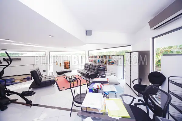 RAW5520: Stunning 5 Bedroom Pool Villa in private location at Rawai. Photo #15