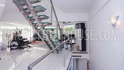 RAW5520: Stunning 5 Bedroom Pool Villa in private location at Rawai. Photo #16