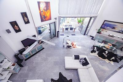 RAW5520: Stunning 5 Bedroom Pool Villa in private location at Rawai. Photo #20