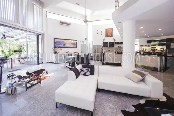 RAW5520: Stunning 5 Bedroom Pool Villa in private location at Rawai. Photo #30