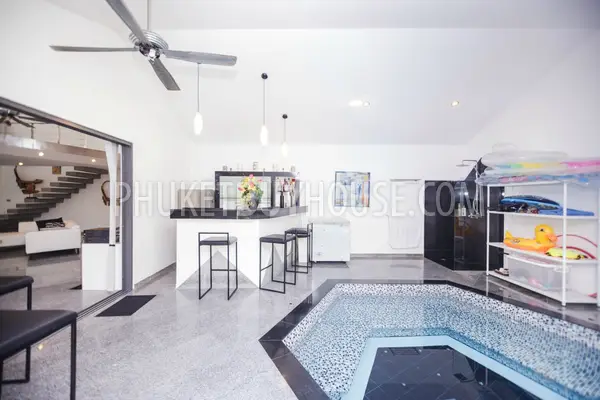 RAW5520: Stunning 5 Bedroom Pool Villa in private location at Rawai. Photo #34