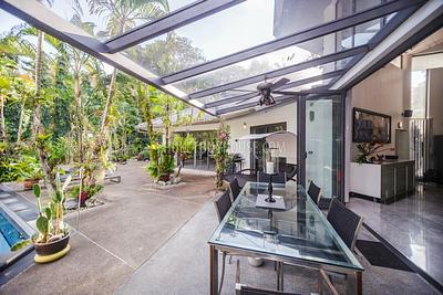 RAW5520: Stunning 5 Bedroom Pool Villa in private location at Rawai. Photo #35