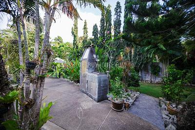 RAW5520: Stunning 5 Bedroom Pool Villa in private location at Rawai. Photo #45