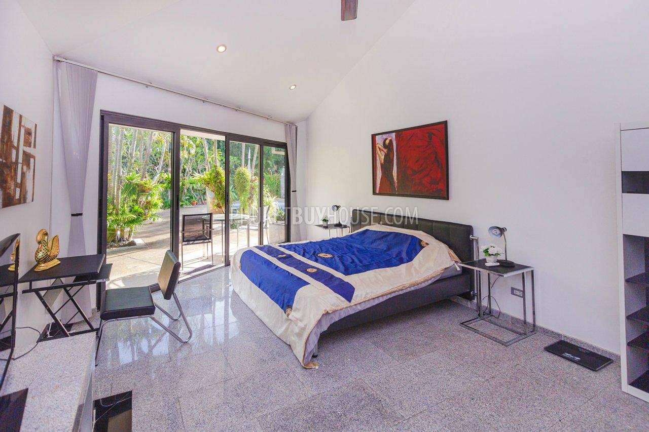 RAW5520: Stunning 5 Bedroom Pool Villa in private location at Rawai. Photo #50