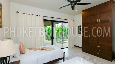 NAI5495: Exclusive 4 Bedroom Pool Villa Near Nai Harn Beach. Photo #13