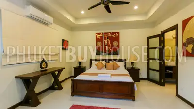 NAI5497: Contemporary 3 Bedroom Pool Villa close to Nai Harn Beach. Fotoğraf #15
