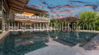 LAY5500: Delightful 4 Bedroom Villa with panoramic Sea View in Layan. Photo #1