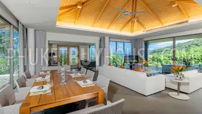 LAY5500: Delightful 4 Bedroom Villa with panoramic Sea View in Layan. Photo #3