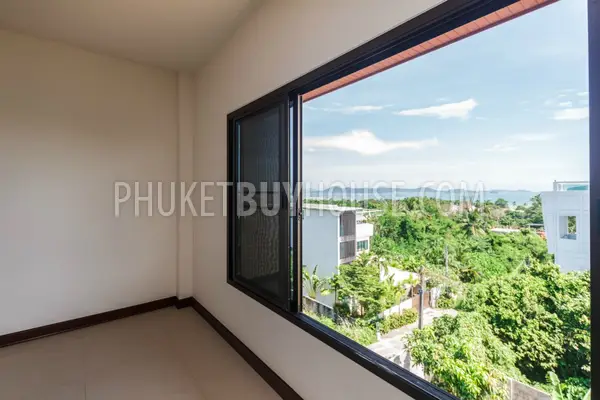 RAW5501: Spacious 3 storey House with Sea View at Nai Harn. Photo #28