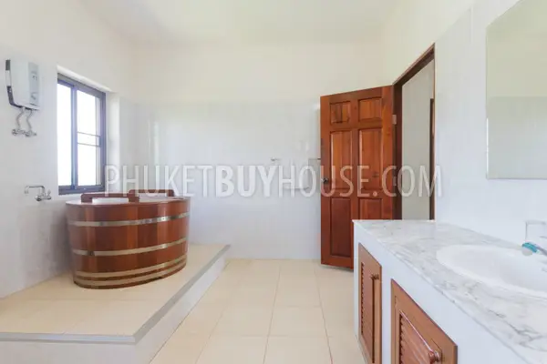 RAW5501: Spacious 3 storey House with Sea View at Nai Harn. Photo #34