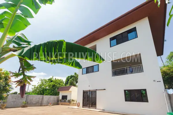 RAW5501: Spacious 3 storey House with Sea View at Nai Harn. Photo #35
