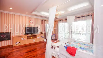 KTH5538: Stunning Villa with 4 bedrooms and private pool in Kathu. Photo #3