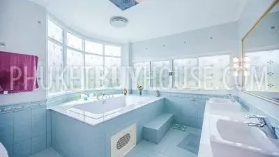KTH5538: Stunning Villa with 4 bedrooms and private pool in Kathu. Photo #26
