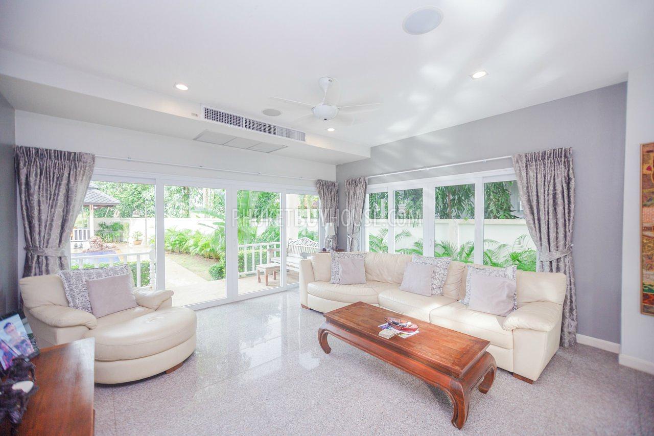 BAN5546: 4 bedroom villa for sale in close proximity to the beach in ​​Laguna area. Photo #1