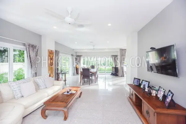 BAN5546: 4 bedroom villa for sale in close proximity to the beach in ​​Laguna area. Fotoğraf #4