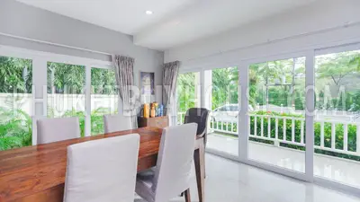 BAN5546: 4 bedroom villa for sale in close proximity to the beach in ​​Laguna area. Fotoğraf #5