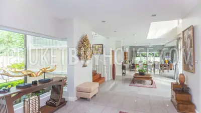 BAN5546: 4 bedroom villa for sale in close proximity to the beach in ​​Laguna area. Fotoğraf #9