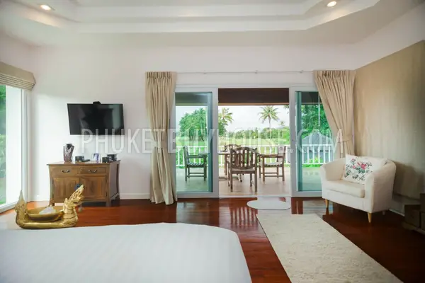 BAN5546: 4 bedroom villa for sale in close proximity to the beach in ​​Laguna area. Fotoğraf #19