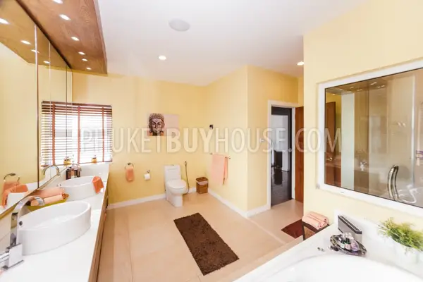 BAN5546: 4 bedroom villa for sale in close proximity to the beach in ​​Laguna area. Fotoğraf #28