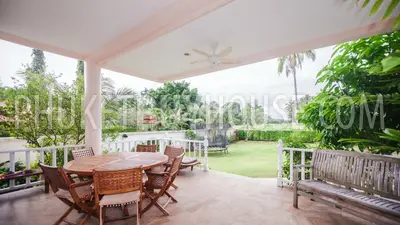 BAN5546: 4 bedroom villa for sale in close proximity to the beach in ​​Laguna area. Fotoğraf #54