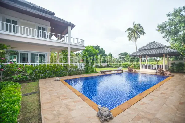 BAN5546: 4 bedroom villa for sale in close proximity to the beach in ​​Laguna area. Fotoğraf #60