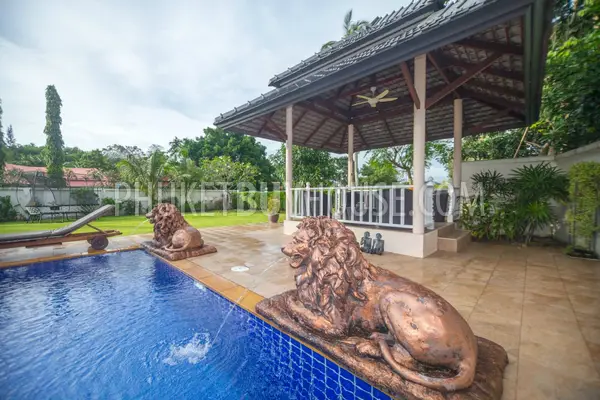 BAN5546: 4 bedroom villa for sale in close proximity to the beach in ​​Laguna area. Fotoğraf #61