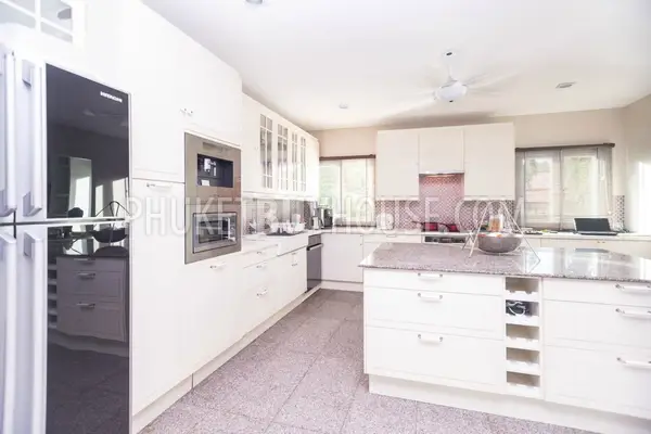 BAN5546: 4 bedroom villa for sale in close proximity to the beach in ​​Laguna area. Fotoğraf #71