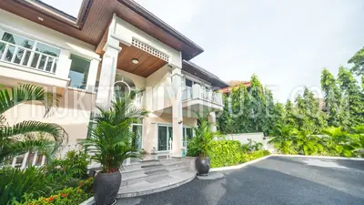 BAN5546: 4 bedroom villa for sale in close proximity to the beach in ​​Laguna area. Fotoğraf #72