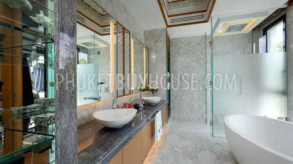 BAN5549: 5-bedroom Villas with Stunning Views of the lake in Laguna Beach. Photo #23
