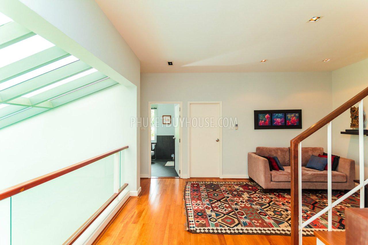 CAP5576: Spacious luxurious 3 bedroom House with private pool. Photo #5