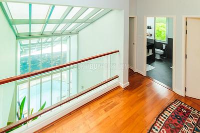 CAP5576: Spacious luxurious 3 bedroom House with private pool. Photo #6