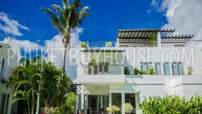 CAP5576: Spacious luxurious 3 bedroom House with private pool. Photo #8