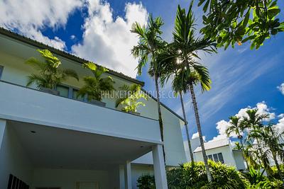 CAP5576: Spacious luxurious 3 bedroom House with private pool. Photo #11
