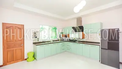 RAW5584: Stunning 3-Bedroom Pool Villa in Rawai. Photo #1