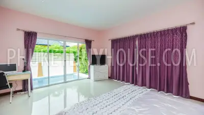RAW5584: Stunning 3-Bedroom Pool Villa in Rawai. Photo #10