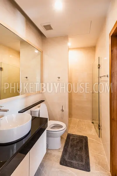 KAR5596: Two Bedroom Apartment For Sale in Brand New Luxurious Condominium in Karon beach. Photo #20