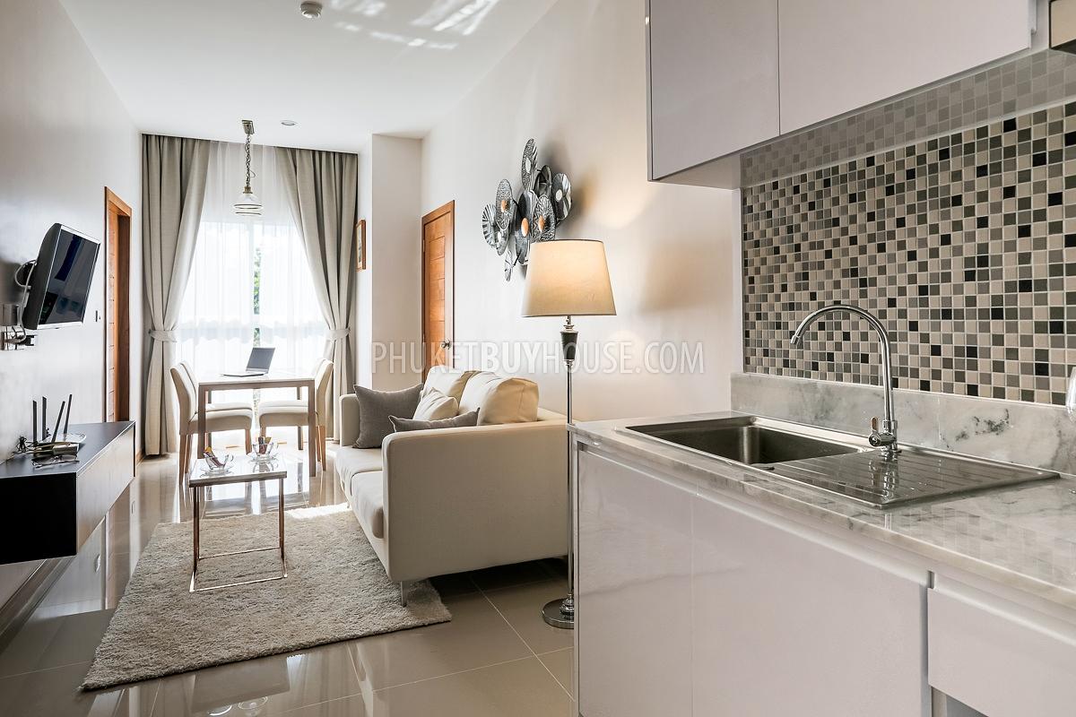 KAR5596: Two Bedroom Apartment For Sale in Brand New Luxurious Condominium in Karon beach. Photo #25