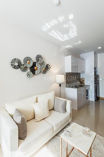 KAR5596: Two Bedroom Apartment For Sale in Brand New Luxurious Condominium in Karon beach. Photo #32