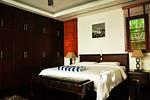 BAN5558: Luxury Villa with 4 bedrooms close to Bangtao beach. Thumbnail #9