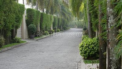 BAN5559: Nice Pool Villa For Sale in Bang Tao. Photo #1