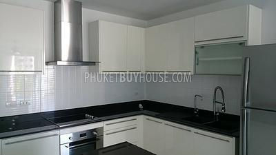 KAT5560: 2 Bedroom Apartment For Sale in Kathu. Photo #7
