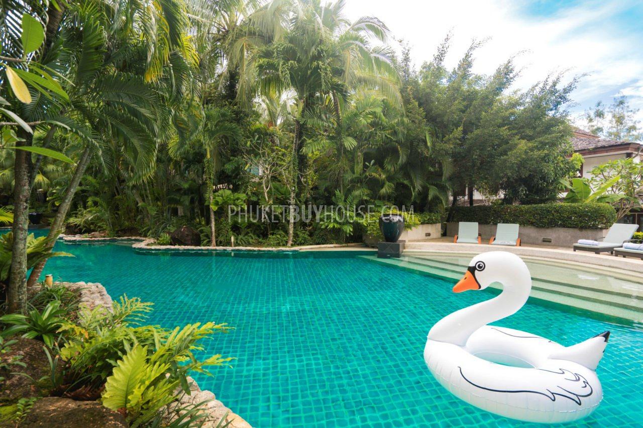 SUR5564: Gorgeous 4 Bedroom House with shared big swimming pool. Photo #24