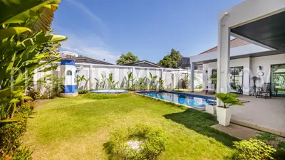 RAW5616: 3-Bedroom villa with swimming pool at Rawai. Photo #1
