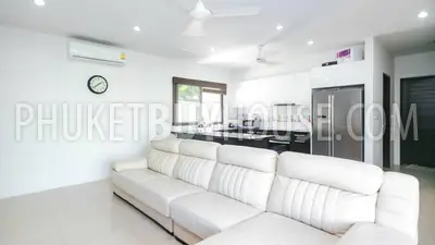 RAW5616: 3-Bedroom villa with swimming pool at Rawai. Photo #9