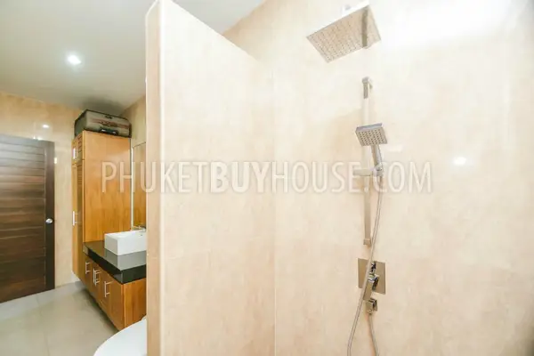 RAW5616: 3-Bedroom villa with swimming pool at Rawai. Photo #20