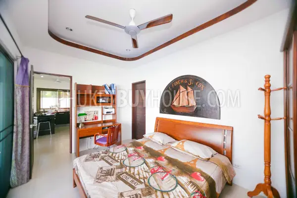 RAW5616: 3-Bedroom villa with swimming pool at Rawai. Photo #22