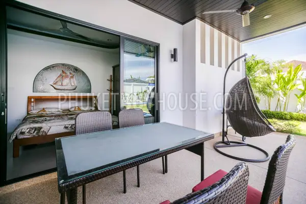 RAW5616: 3-Bedroom villa with swimming pool at Rawai. Photo #25
