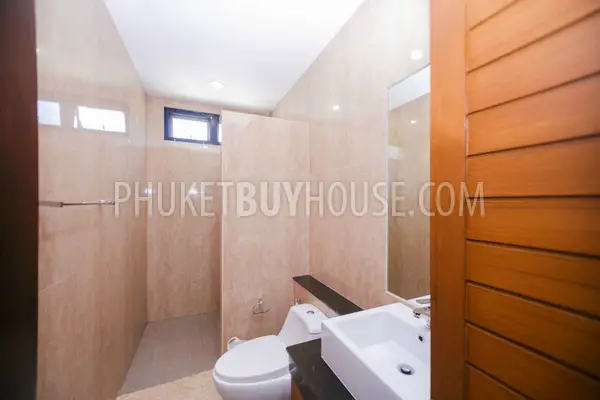 RAW5616: 3-Bedroom villa with swimming pool at Rawai. Photo #28